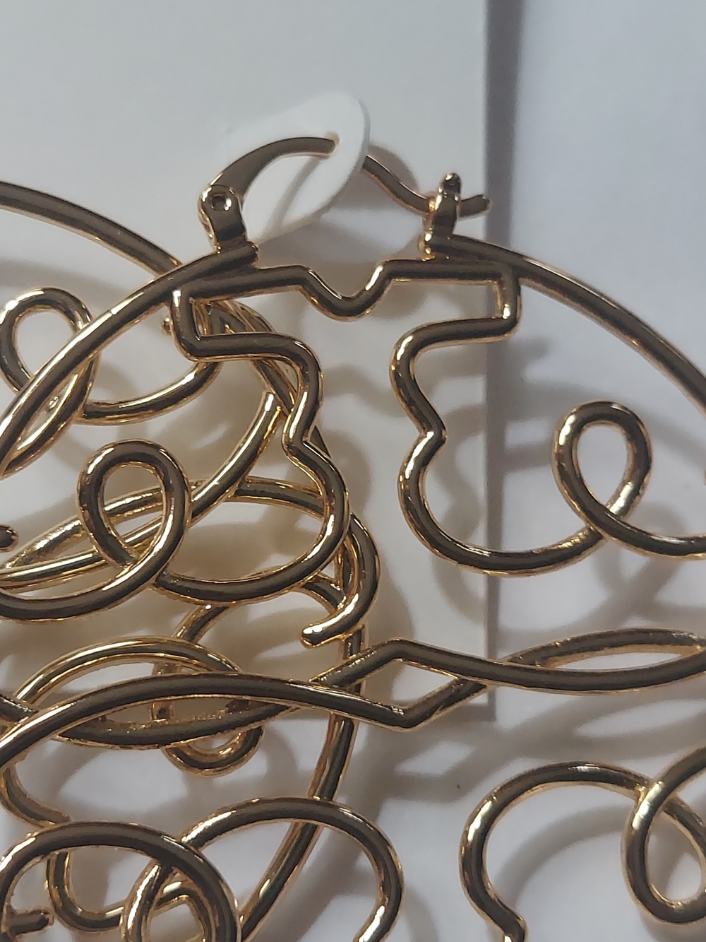 Accessories Subcategory Identification - Picture 2 of 3